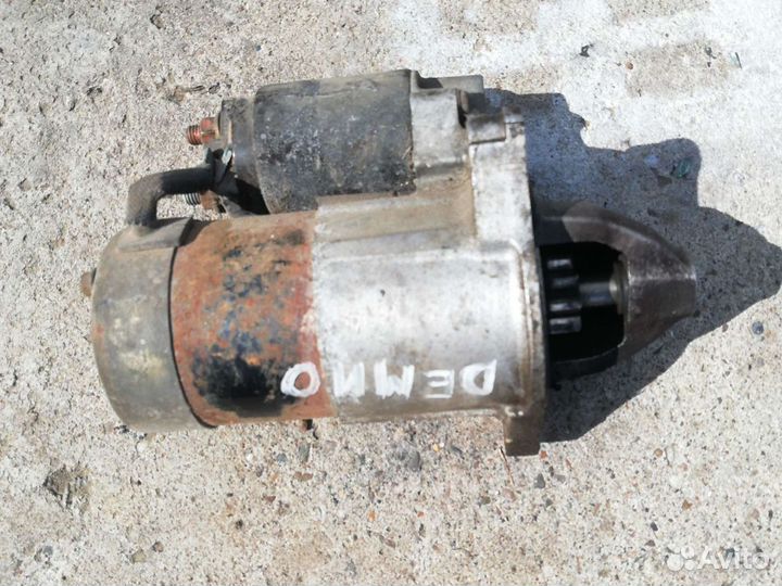 Стартер Мазда Демио 1