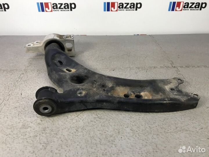 Рычаг подвески нижний передний левый Volkswagen