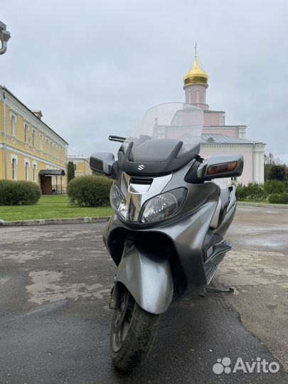 Suzuki SkyWave 650