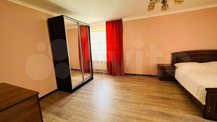 2-к. квартира, 70 м², 3/5 эт.