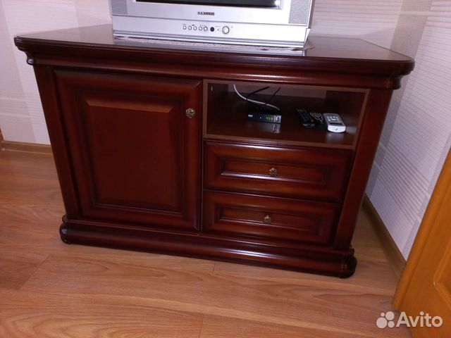 Тумба под телевизор из массива купить в Краснодаре | Товары для дома и ...