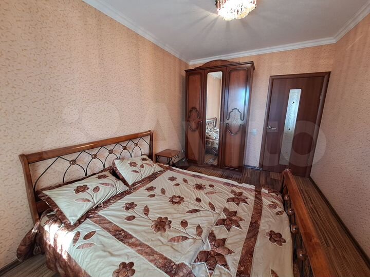 2-к. квартира, 55 м², 8/10 эт.