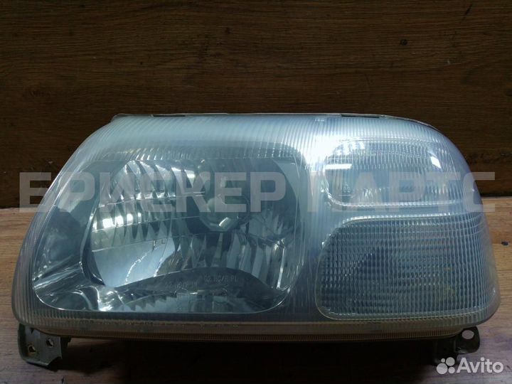 Фара левая Сузуки XL7 1 серия