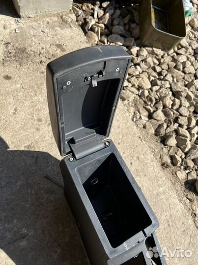 Lifan x 60 подлокотник