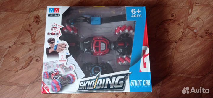 Машинка игрушка