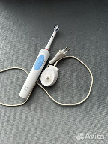 Зубная щетка oral b