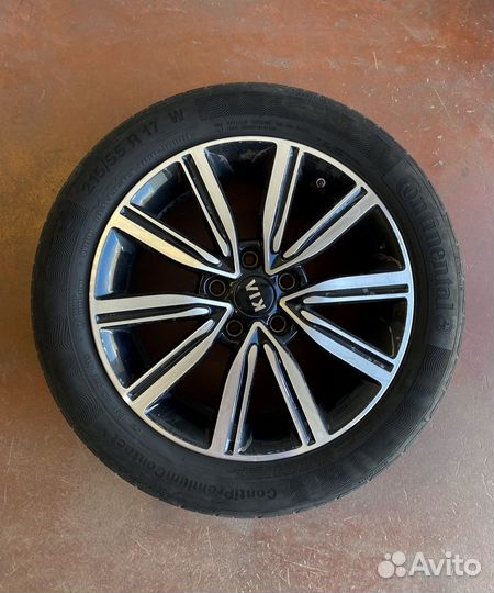 Continental ContiPremiumContact 5 215/55 R17