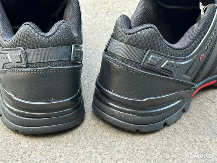 Кроссовки adidas terrex