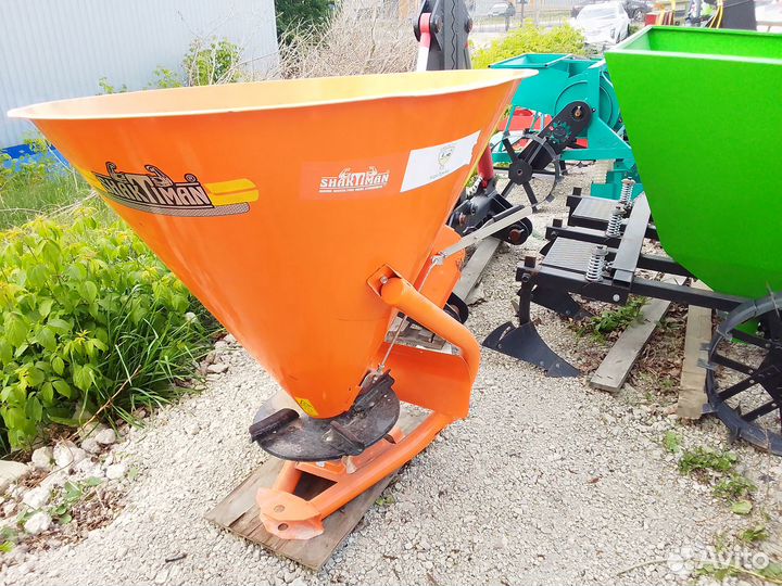 Разбрасыватель удобрений Shaktiman SSFB 500, 2024