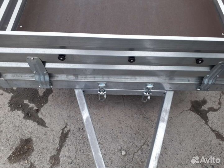 Прицеп легковой для стройки и хозяйства 2,5*1,4м