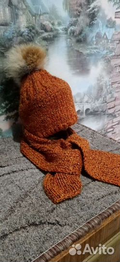 Женский комплект шапка и шарф