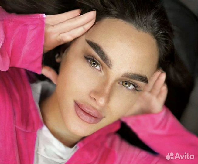 Модели на татуаж бровей, век, губ