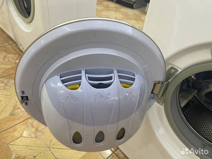 Стиральная машина Indesit sixl 129 D moon 6кг