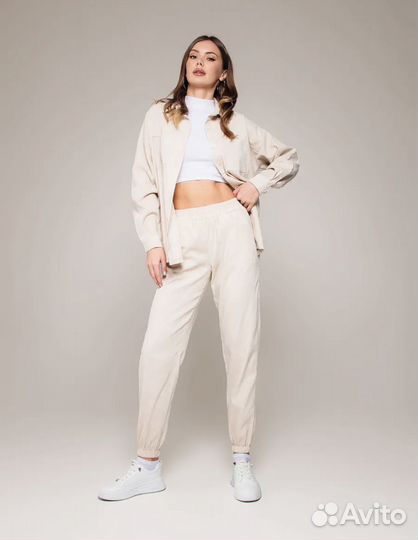 Брючный костюм женский