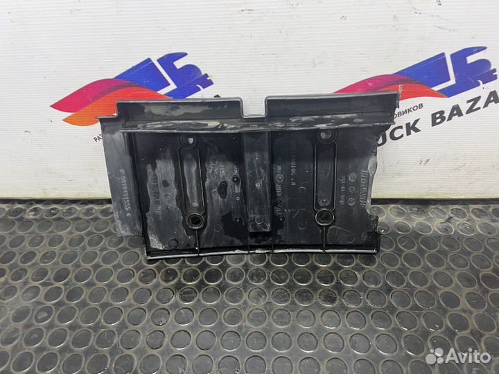 Накладка подножки обслуживания левая