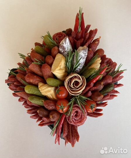 Букет из мясных деликатесоа