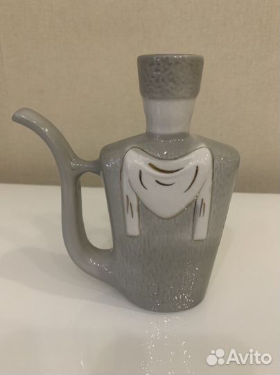 Фарфоровый штоф