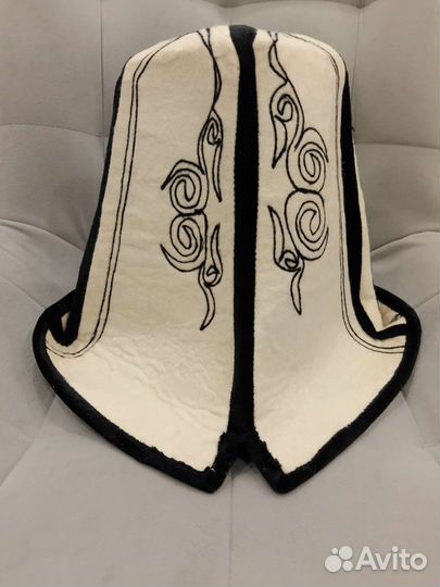 Кыргызский головной убор (Ак Калпак)