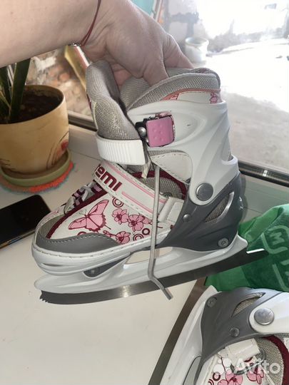 Коньки детские