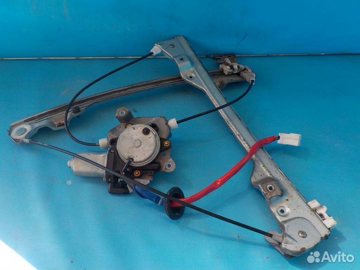 Стеклоподъемник передний правый Infiniti FX (S50)