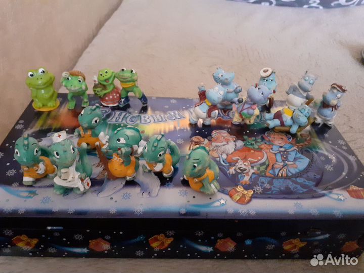 Игрушки из киндер 90