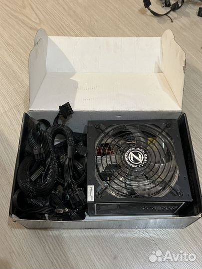 Блок питания zalman zm700-tx