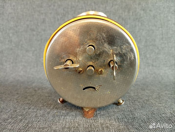 Часы настольные СССР Excellent винтаж