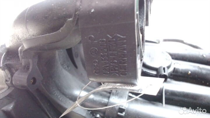 Коллектор впускной Volkswagen Golf 4, 2001