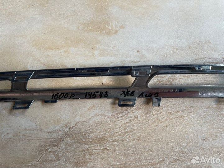 Молдинг решетки радиатора правый Mercedes Gls X166