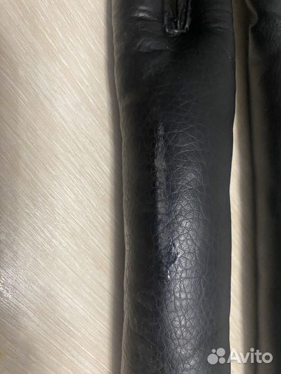 Уплотнитель между сидений