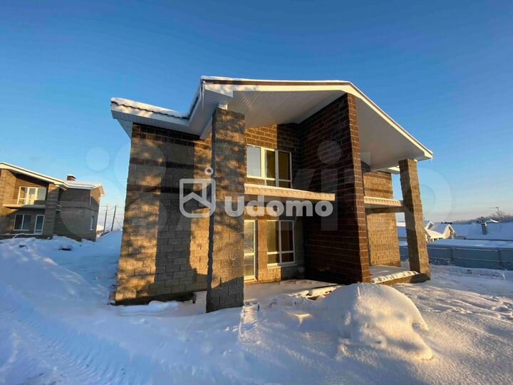 Таунхаус 98 м² на участке 2,5 сот.