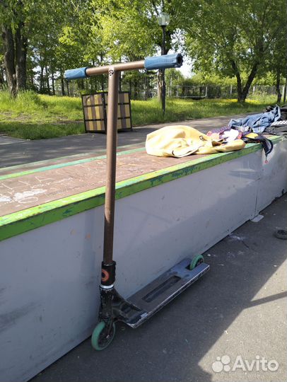 Трюковой самокат стрит