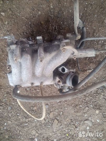 Впускной ресивер,рампа форсунки,дроссель 2115