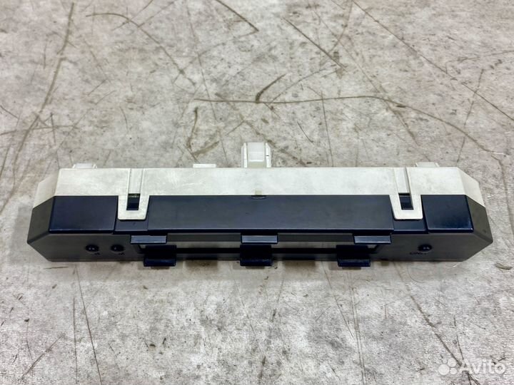 Часы информационный дисплей Suzuki Grand Vitara