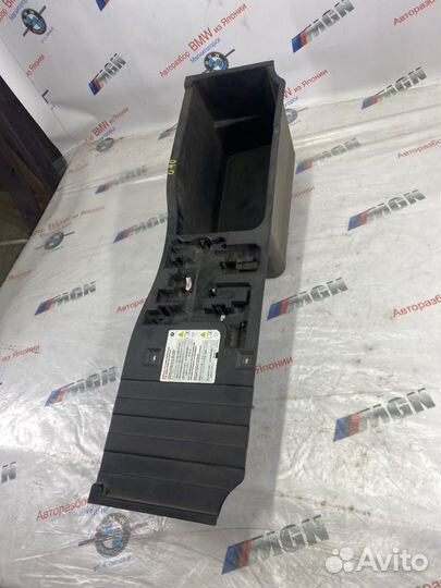 Крышка Bmw X5 E70 N62B48 2007