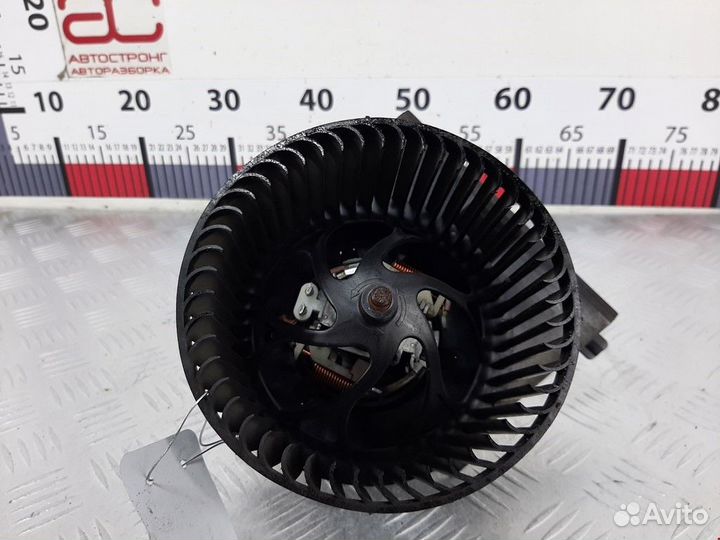 Моторчик печки Volkswagen Beetle 1600i 5-й рест