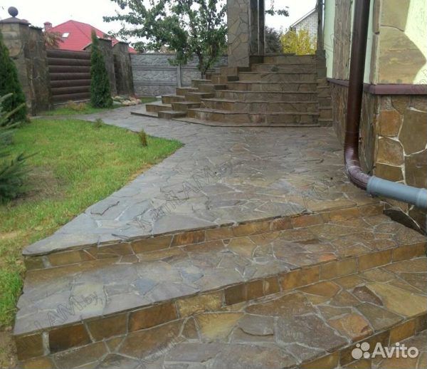 Природный камень для дорожек плитняк