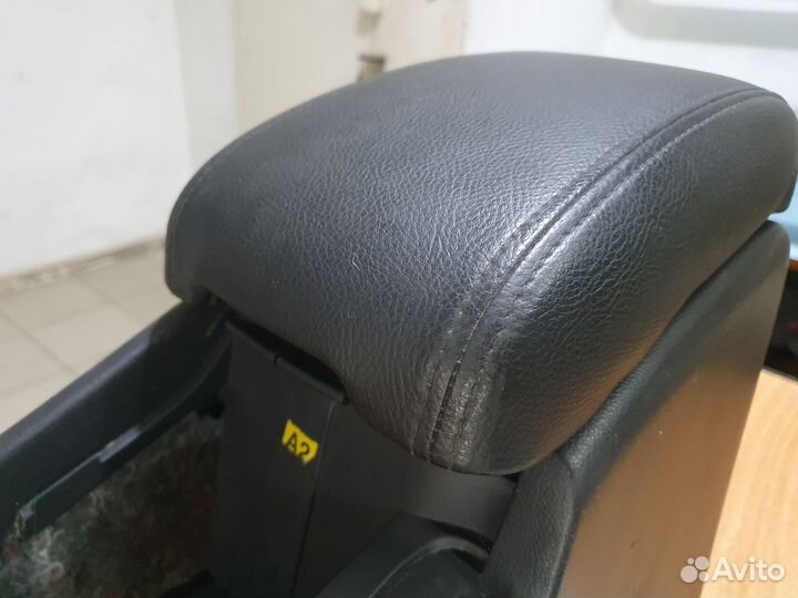 Подлокотник шевроле эпика 2008 год