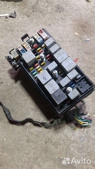 Блок предохранителей Chevrolet Epica седан 2.0 L