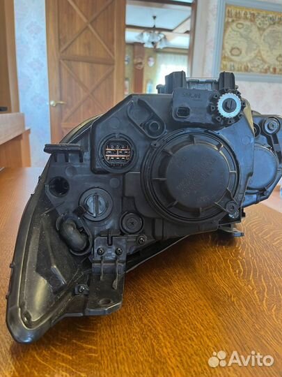 Фара правая Kia sorento 2 Рестайл