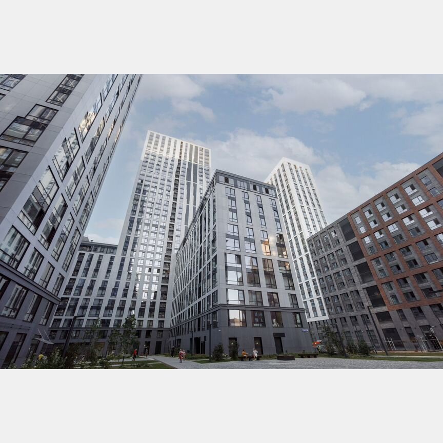 3-к. квартира, 101 м², 3/37 эт.