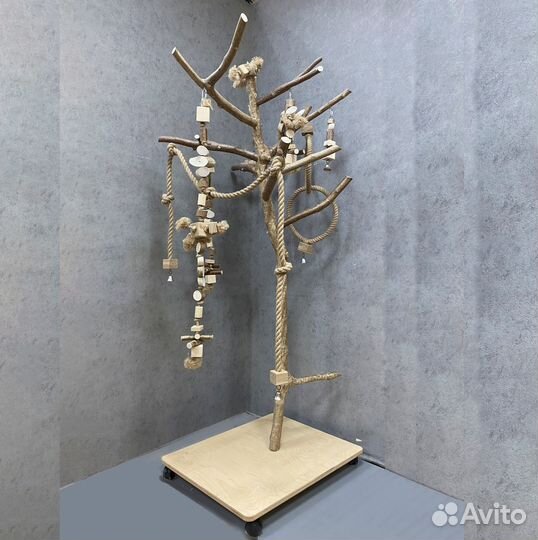 Игровой стенд для средних и крупных попугаев