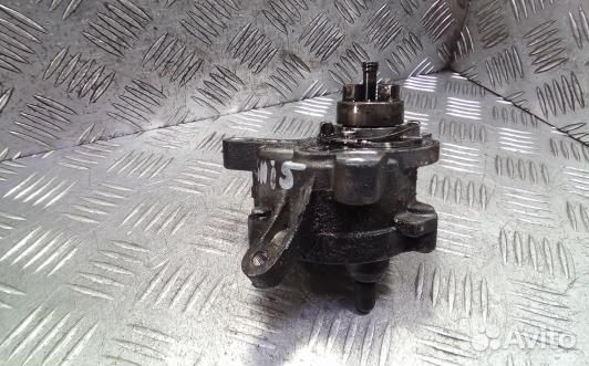 Насос вакуумный volvo S80 2 (GNI05KX01)