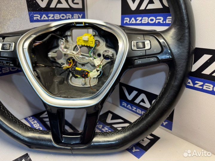 Volkswagen Passat B82016 VR142-40VR142-40