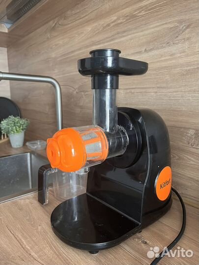 Соковыжималка kitfort шнековая