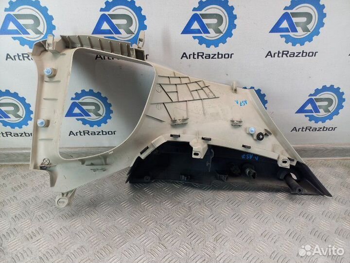 Обшивка задней стойки левой Peugeot 3008 1.6