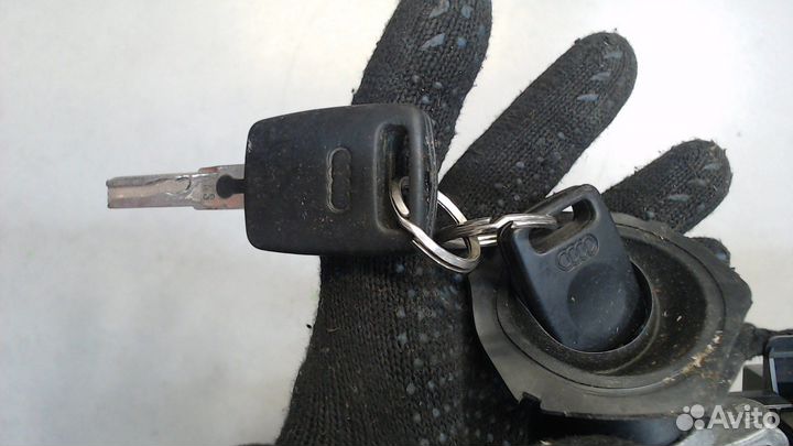 Колонка рулевая Audi A4 (B5), 2000