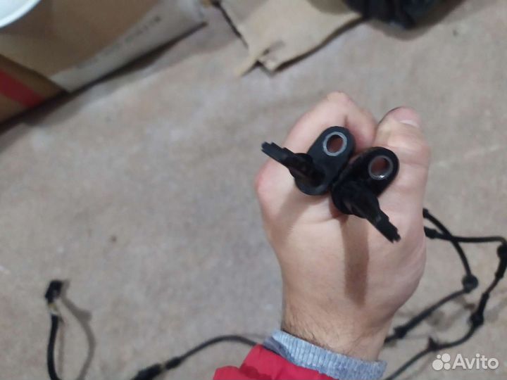 Датчик ABS Nissan Teana J32