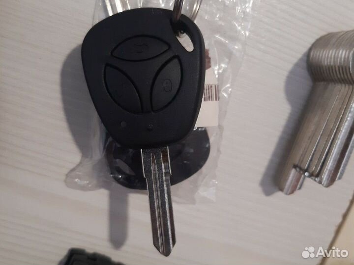 Выкидной ключ ваз без чипа