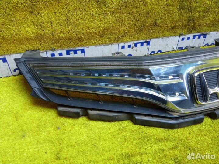 Решетка радиатора передняя Honda Fit Shuttle